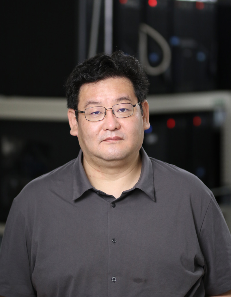 Yoshihito Shiota